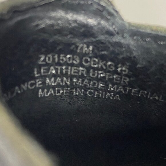 Born BOC Black Ankle Boots‎ Heeled Size 7 Style Z01503 Leather Strap Buckle Y2K - Picture 10 of 12